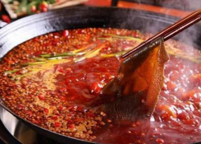 重慶火鍋底料供應(yīng)商，春季吃火鍋必講究原則