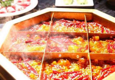 開火鍋店怎樣選底料？
